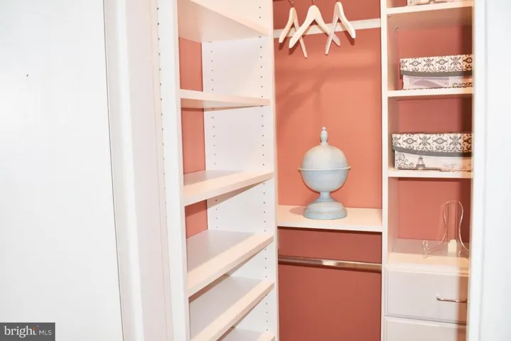 20302030 Vermont St #301, Arlington, Virginia 22207