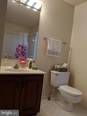 419 Council Dr Ne, Vienna, Virginia 22180
