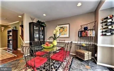 7206 Tanworth Dr, Springfield, Virginia 22152