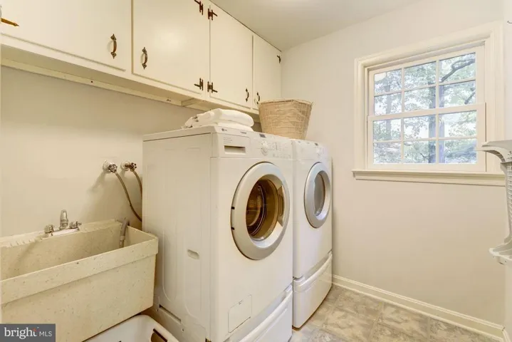 3857 Rixey St N, Arlington, Virginia 22207