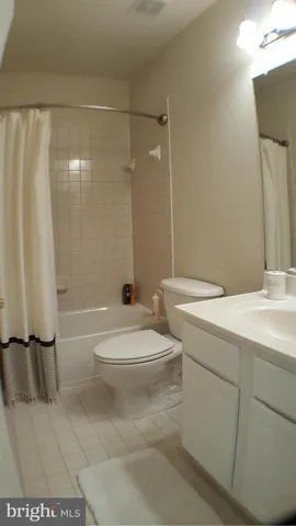 4600 Carisbrooke Ln, Fairfax, Virginia 22030