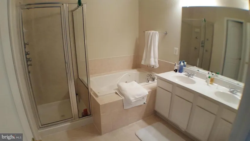 4600 Carisbrooke Ln, Fairfax, Virginia 22030