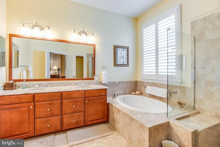 12616 Old Guard Ct, Fredericksburg, Virginia 22407