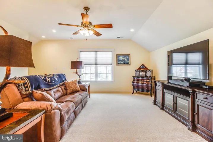 12616 Old Guard Ct, Fredericksburg, Virginia 22407