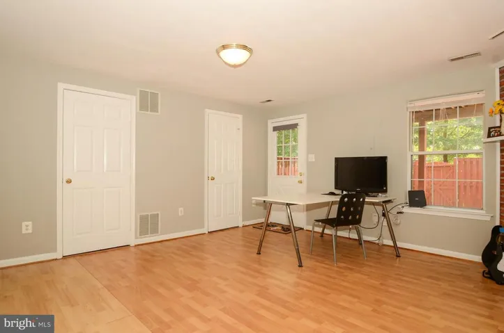 6849 Kerrywood Cir, Centreville, Virginia 20121