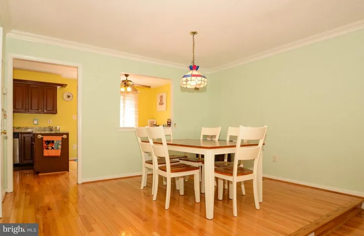 6849 Kerrywood Cir, Centreville, Virginia 20121
