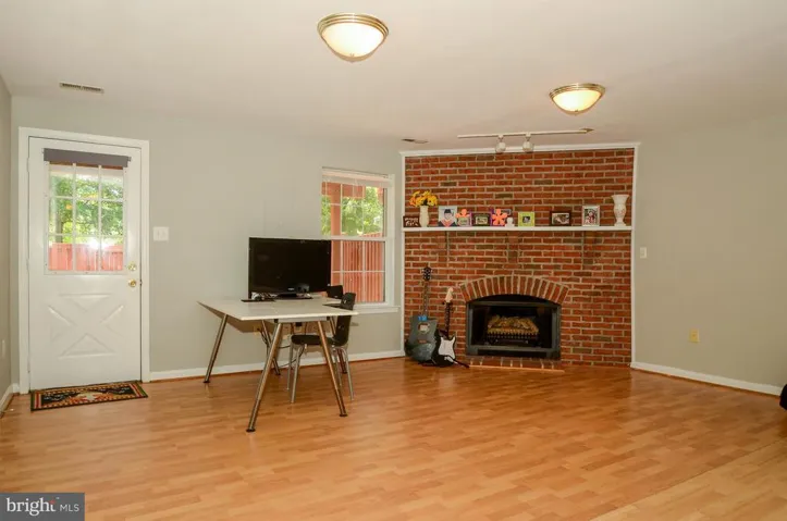6849 Kerrywood Cir, Centreville, Virginia 20121