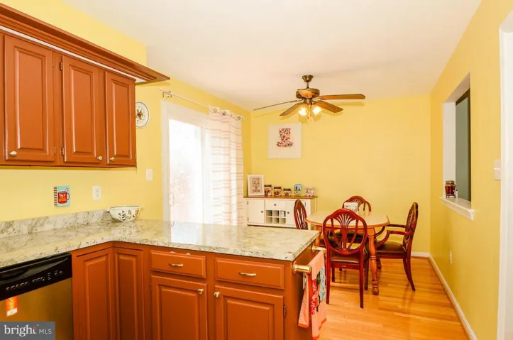 6849 Kerrywood Cir, Centreville, Virginia 20121