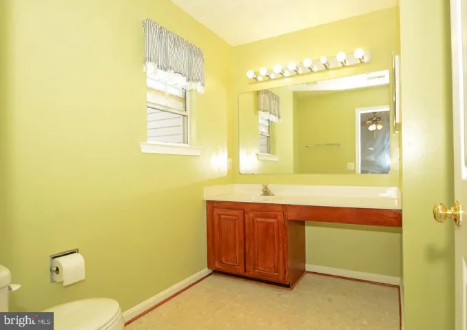 6849 Kerrywood Cir, Centreville, Virginia 20121