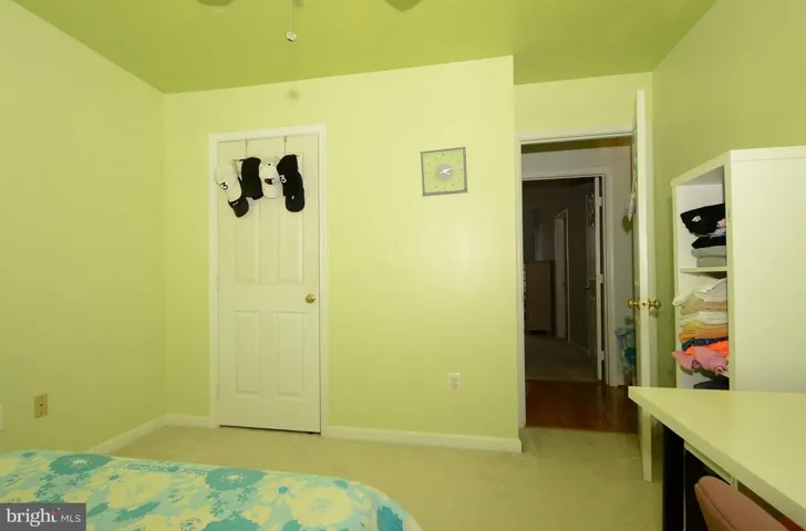 6849 Kerrywood Cir, Centreville, Virginia 20121