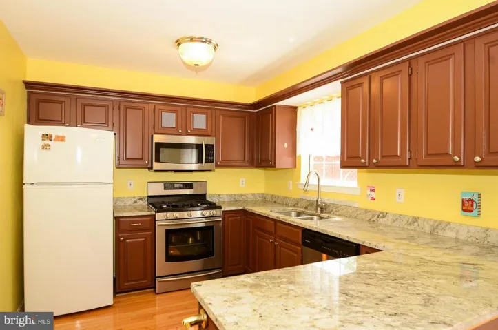 6849 Kerrywood Cir, Centreville, Virginia 20121