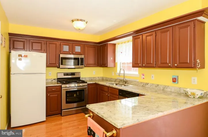 6849 Kerrywood Cir, Centreville, Virginia 20121