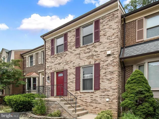 7723 Bristol Square Ct, Springfield, Virginia 22153