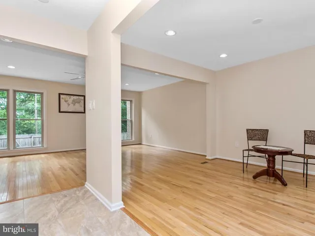 7723 Bristol Square Ct, Springfield, Virginia 22153