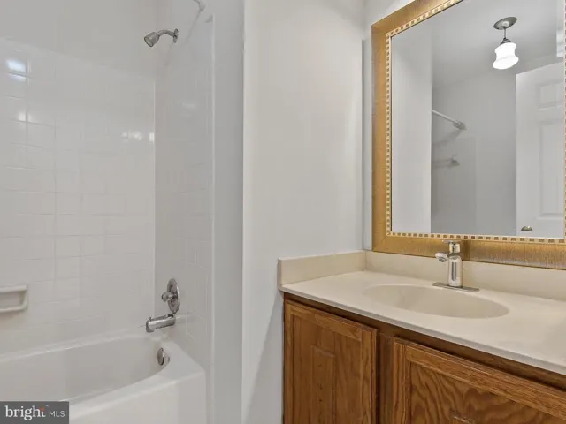 7723 Bristol Square Ct, Springfield, Virginia 22153