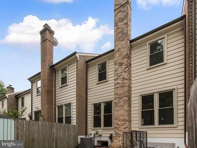7723 Bristol Square Ct, Springfield, Virginia 22153