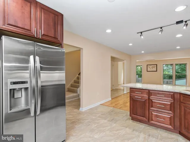 7723 Bristol Square Ct, Springfield, Virginia 22153