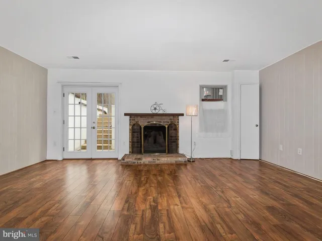 7723 Bristol Square Ct, Springfield, Virginia 22153