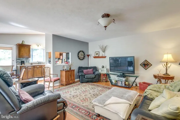 18 Jefferson Dr, Sterling, Virginia 20165