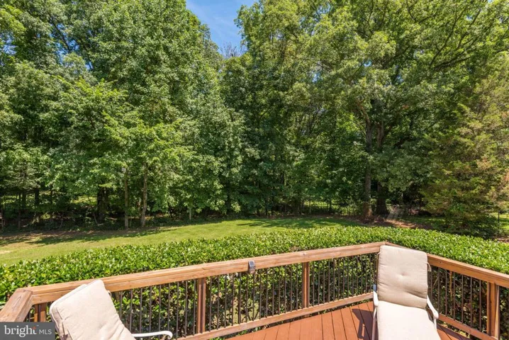 18 Jefferson Dr, Sterling, Virginia 20165