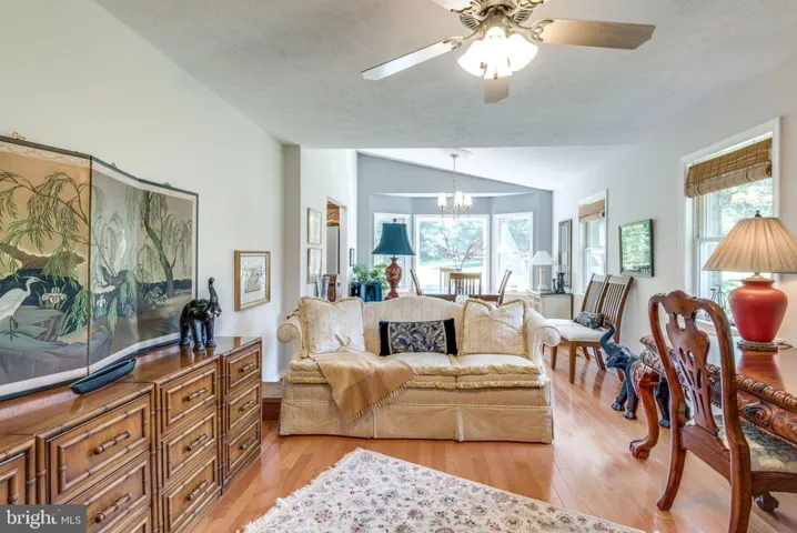 18 Jefferson Dr, Sterling, Virginia 20165