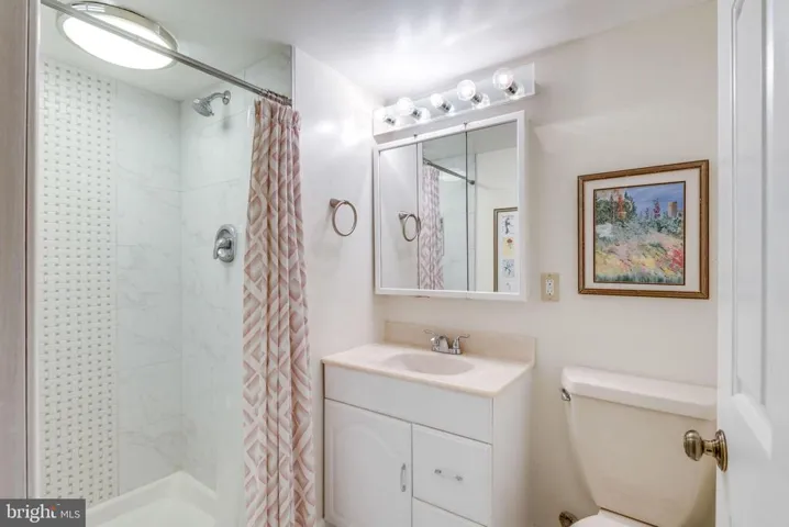 18 Jefferson Dr, Sterling, Virginia 20165