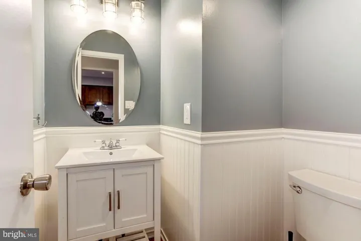 5752 Heritage Hill Dr, Alexandria, Virginia 22310
