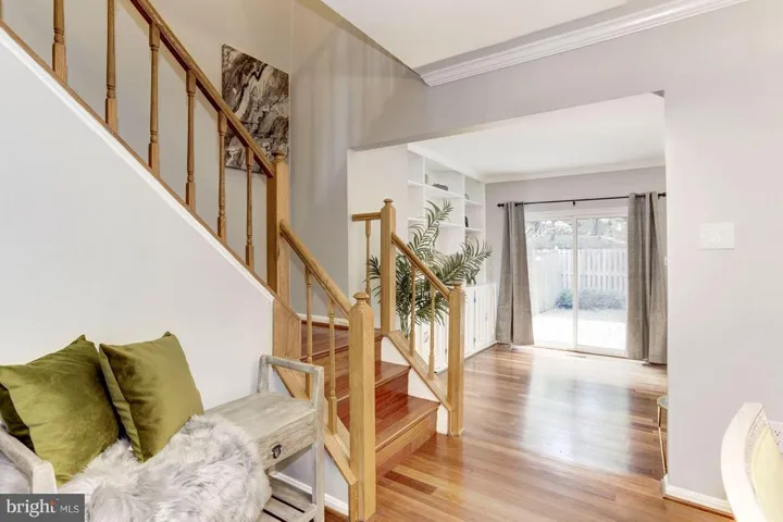 5752 Heritage Hill Dr, Alexandria, Virginia 22310