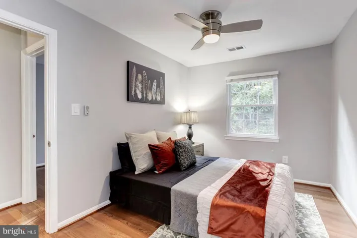 5752 Heritage Hill Dr, Alexandria, Virginia 22310