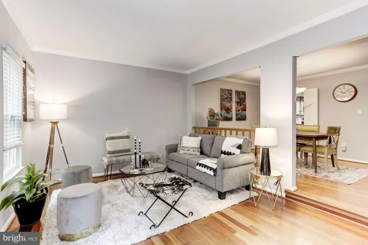 5752 Heritage Hill Dr, Alexandria, Virginia 22310