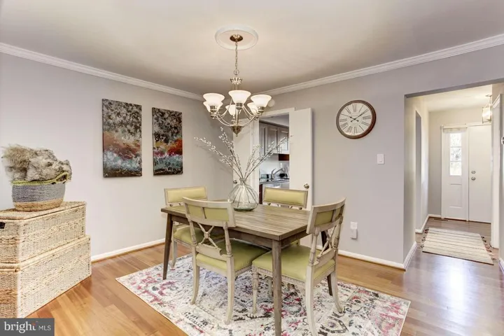 5752 Heritage Hill Dr, Alexandria, Virginia 22310
