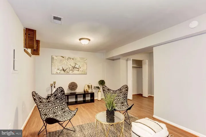 5752 Heritage Hill Dr, Alexandria, Virginia 22310
