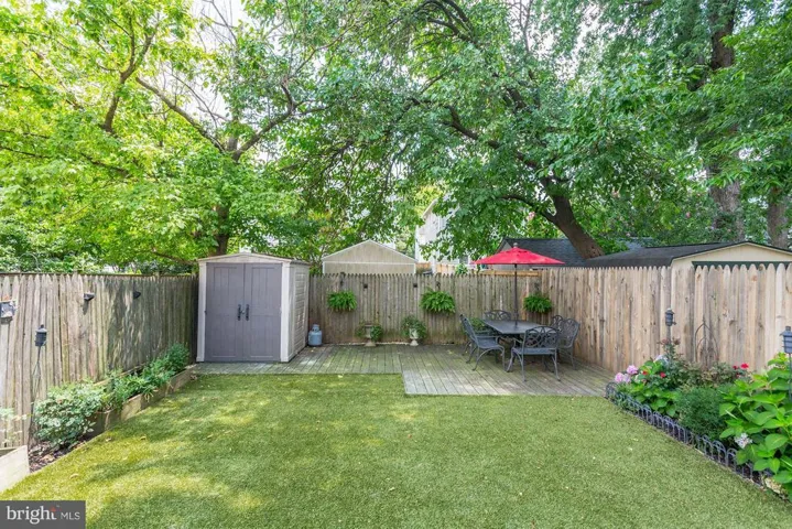 327 Ashby St, Alexandria, Virginia 22305