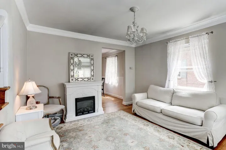 327 Ashby St, Alexandria, Virginia 22305