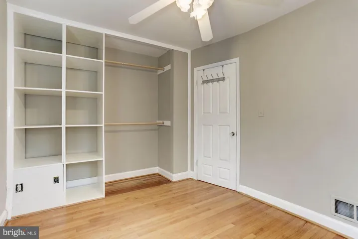 327 Ashby St, Alexandria, Virginia 22305