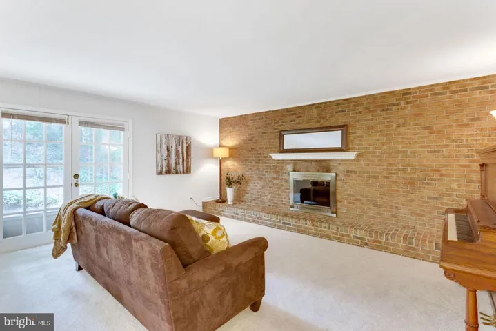 4203 Vicki Ct, Alexandria, Virginia 22312