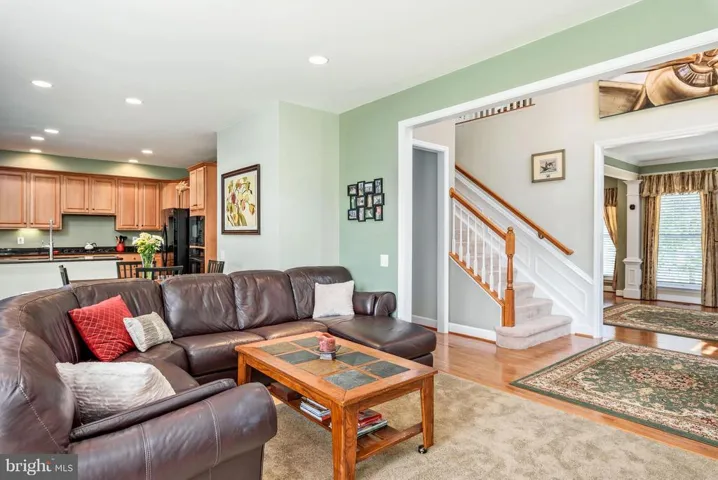 20761 Red Cedar Dr, Leesburg, Virginia 20175