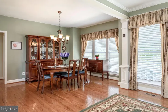 20761 Red Cedar Dr, Leesburg, Virginia 20175
