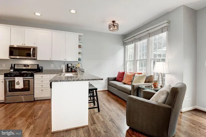 103 Shepherdson Ln Ne, Vienna, Virginia 22180