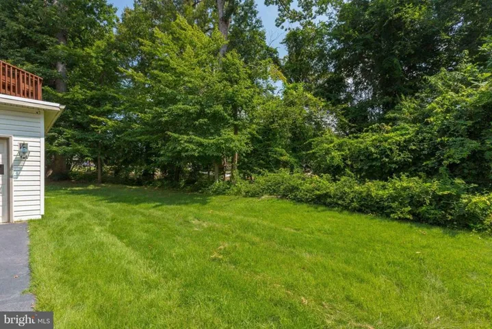 8907 Day Lilly Ct, Fairfax, Virginia 22031