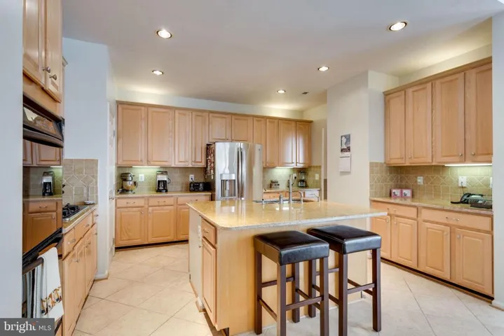 8907 Day Lilly Ct, Fairfax, Virginia 22031