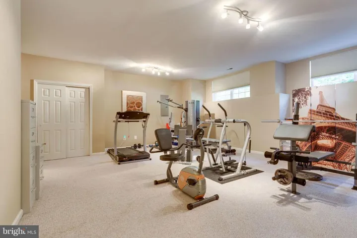 8907 Day Lilly Ct, Fairfax, Virginia 22031