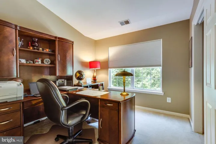 8907 Day Lilly Ct, Fairfax, Virginia 22031