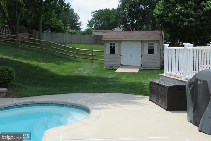 3239 Pauls Ct, Woodbridge, Virginia 22192