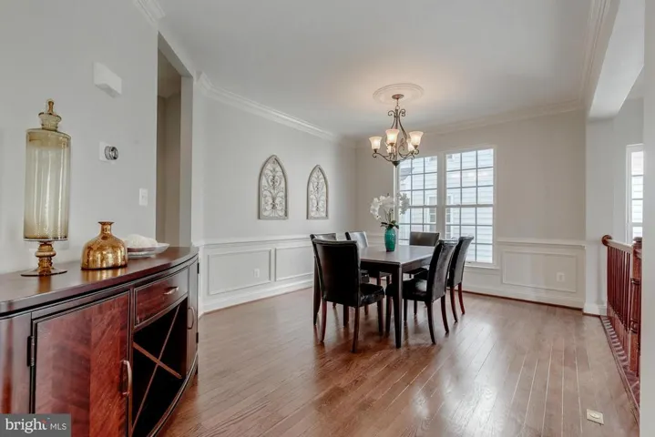 5852 Governors Hill Dr, Alexandria, Virginia 22310