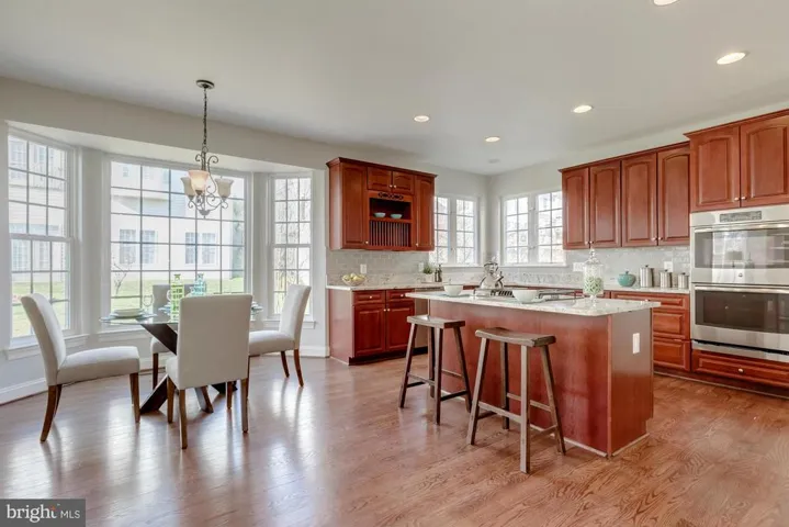 5852 Governors Hill Dr, Alexandria, Virginia 22310