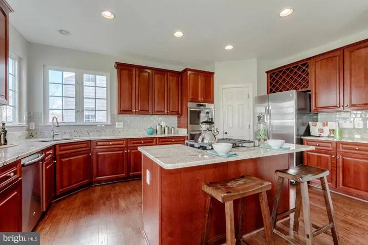 5852 Governors Hill Dr, Alexandria, Virginia 22310