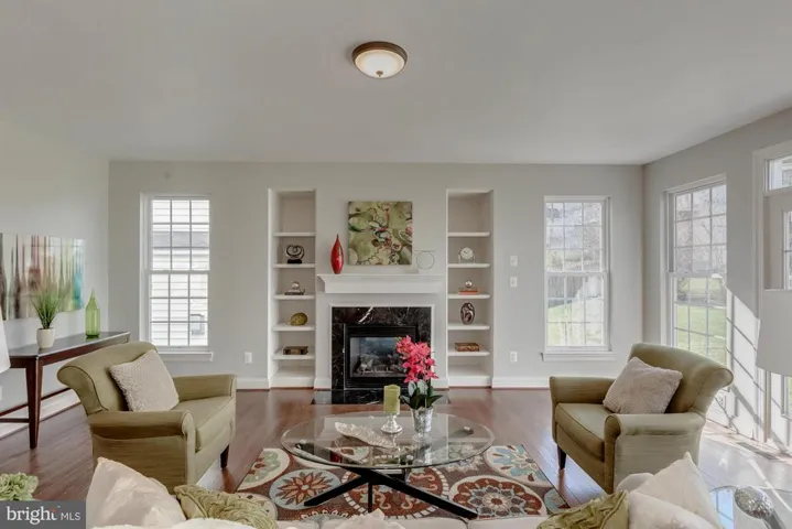 5852 Governors Hill Dr, Alexandria, Virginia 22310