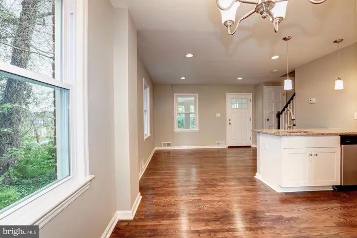 5929 Edgehill Ct, Alexandria, Virginia 22303
