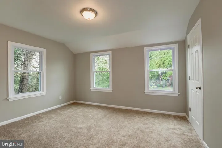 5929 Edgehill Ct, Alexandria, Virginia 22303